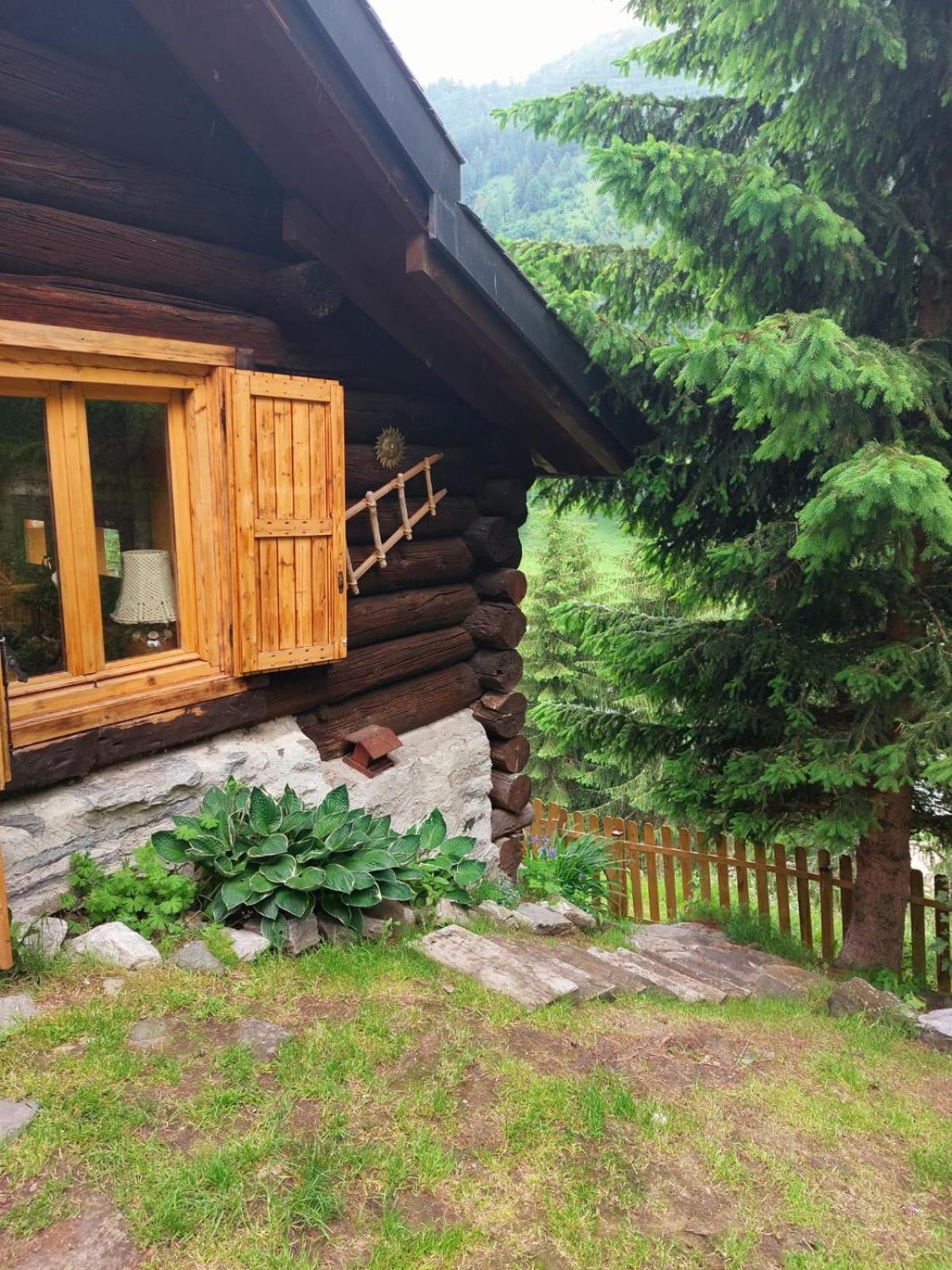 بيدريتو "Chalet Dei Fiori" Room & Apartment المظهر الخارجي الصورة